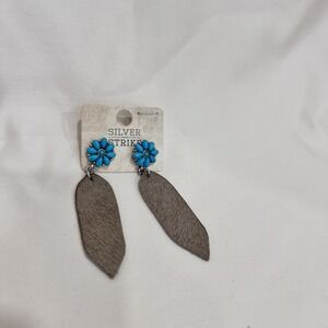 Silver Strike Feather Cowhide Earrings With Beautiful Tuquoise Blossoms